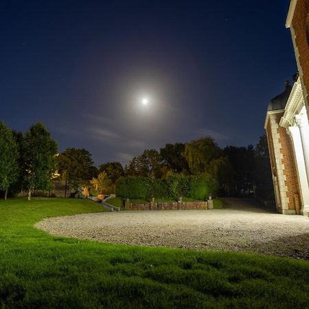 Eastwood Observatory: 12 Bedrooms, Swimming Pool And Tennis Court Hailsham Bagian luar foto