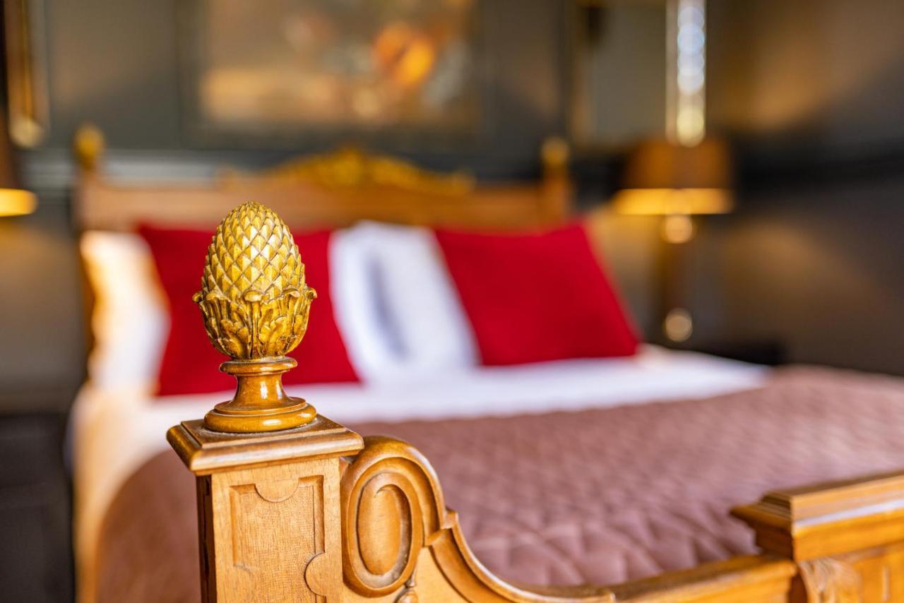 Eastwood Observatory: 12 Bedrooms, Swimming Pool And Tennis Court Hailsham Bagian luar foto