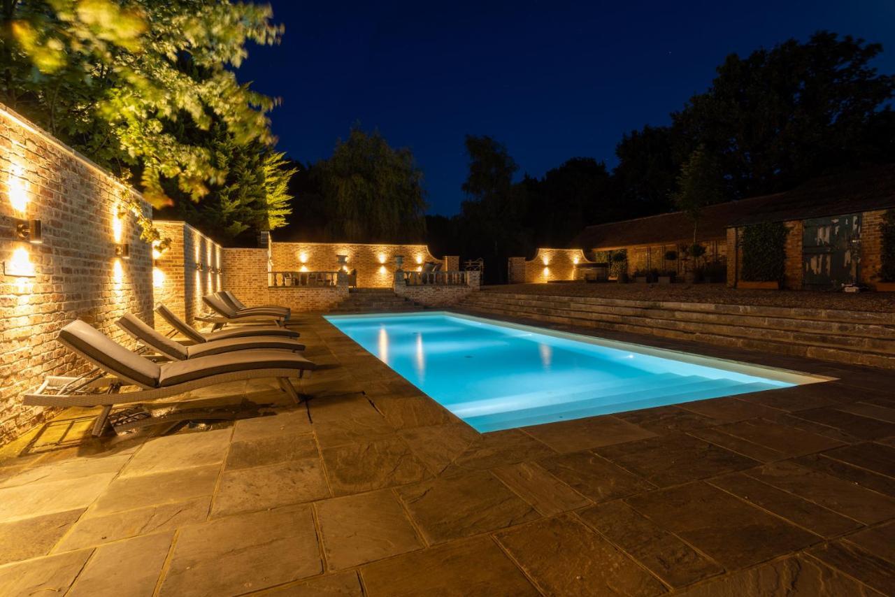 Eastwood Observatory: 12 Bedrooms, Swimming Pool And Tennis Court Hailsham Bagian luar foto